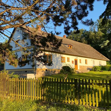 Statek Pod Strani Ferienhaus *